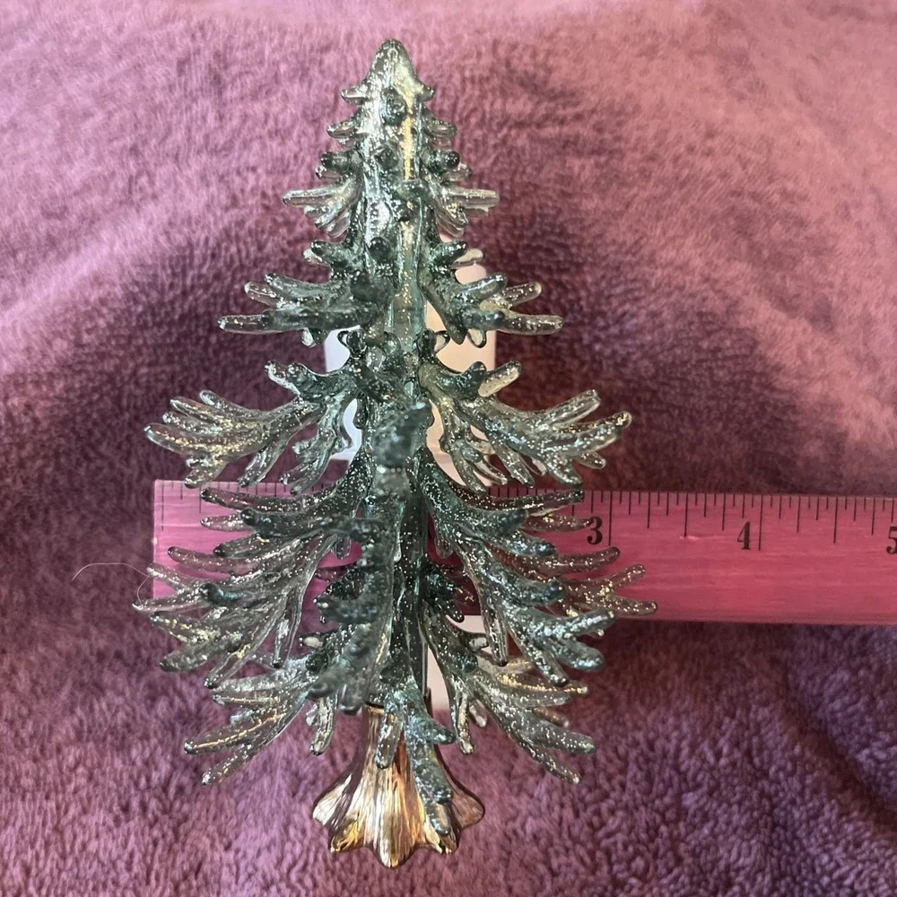 Bath & Body Works Natural Pine Tree Nightlight Wallflower Diffuser Plug-In - Picture 5 of 10